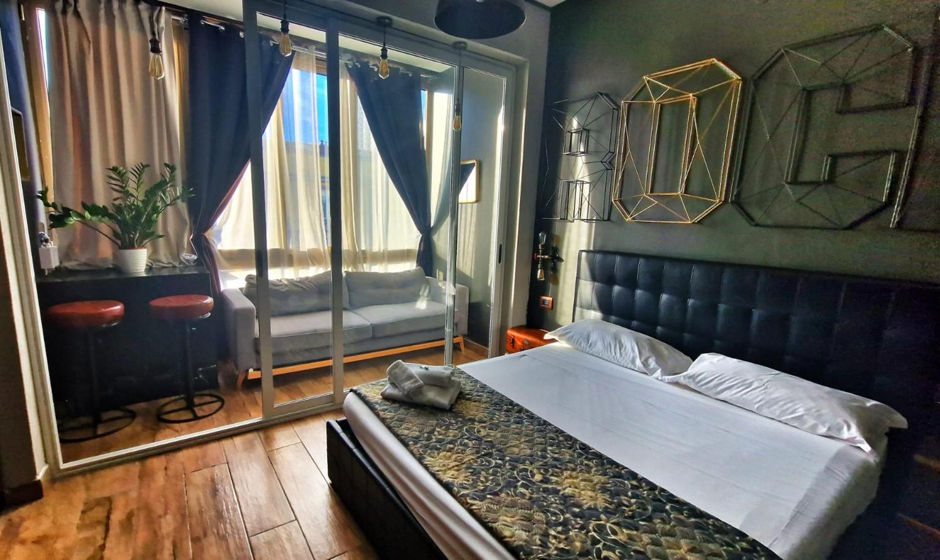 Muni Boutique Flat By Babylon Stay เนเปิลส์ ภายนอก รูปภาพ