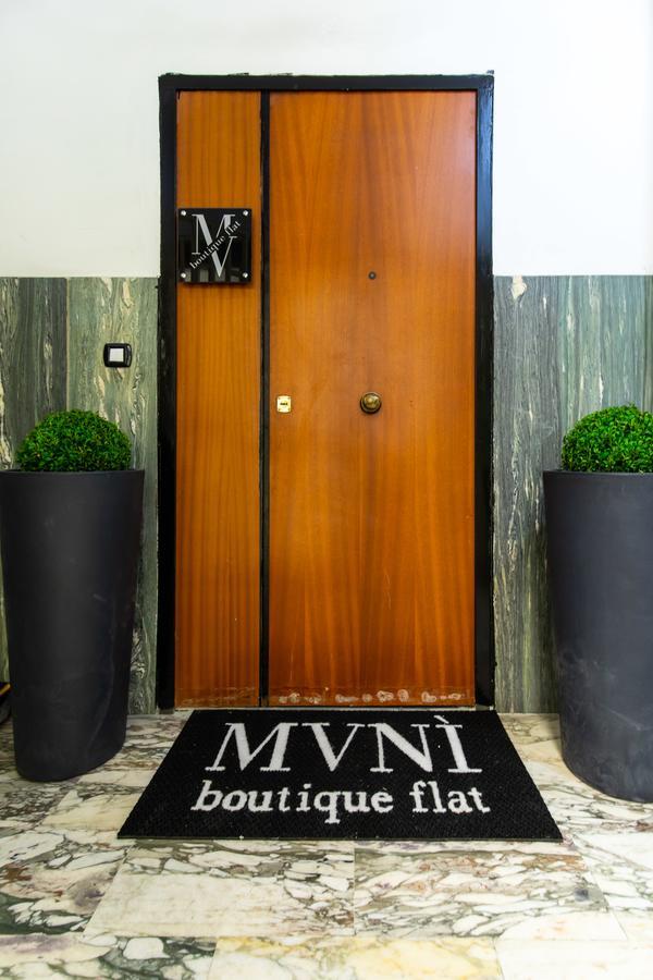 Muni Boutique Flat By Babylon Stay เนเปิลส์ ภายนอก รูปภาพ