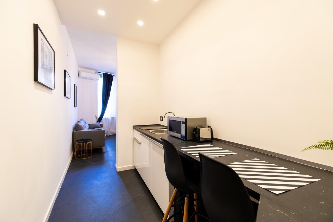 Muni Boutique Flat By Babylon Stay เนเปิลส์ ภายนอก รูปภาพ
